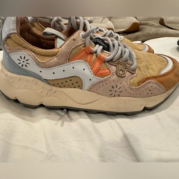 NEW FREE PEOPLE FLOWER MOUNTAIN AMELIA SNEAKERS PEACH BEIGE 36 - Picture 3 of 4